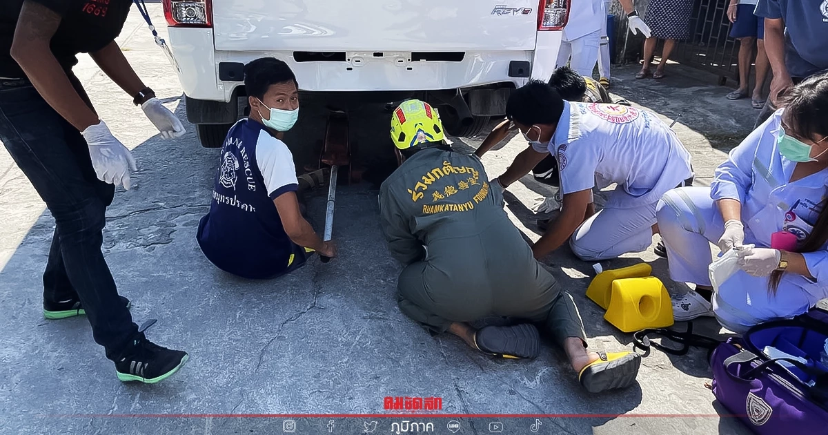 อุทาหรณ์ "กระบะตู้ทึบ" ถอยหลังชน อดีต "จ่าทหารเรือ" วัย 88 ทับร่างเจ็บสาหัส อุทาหรณ์ "กระบะตู้ทึบ" ถอยหลังชน อดีต "จ่าทหารเรือ" วัย 88 ทับร่างเจ็บสาหัส