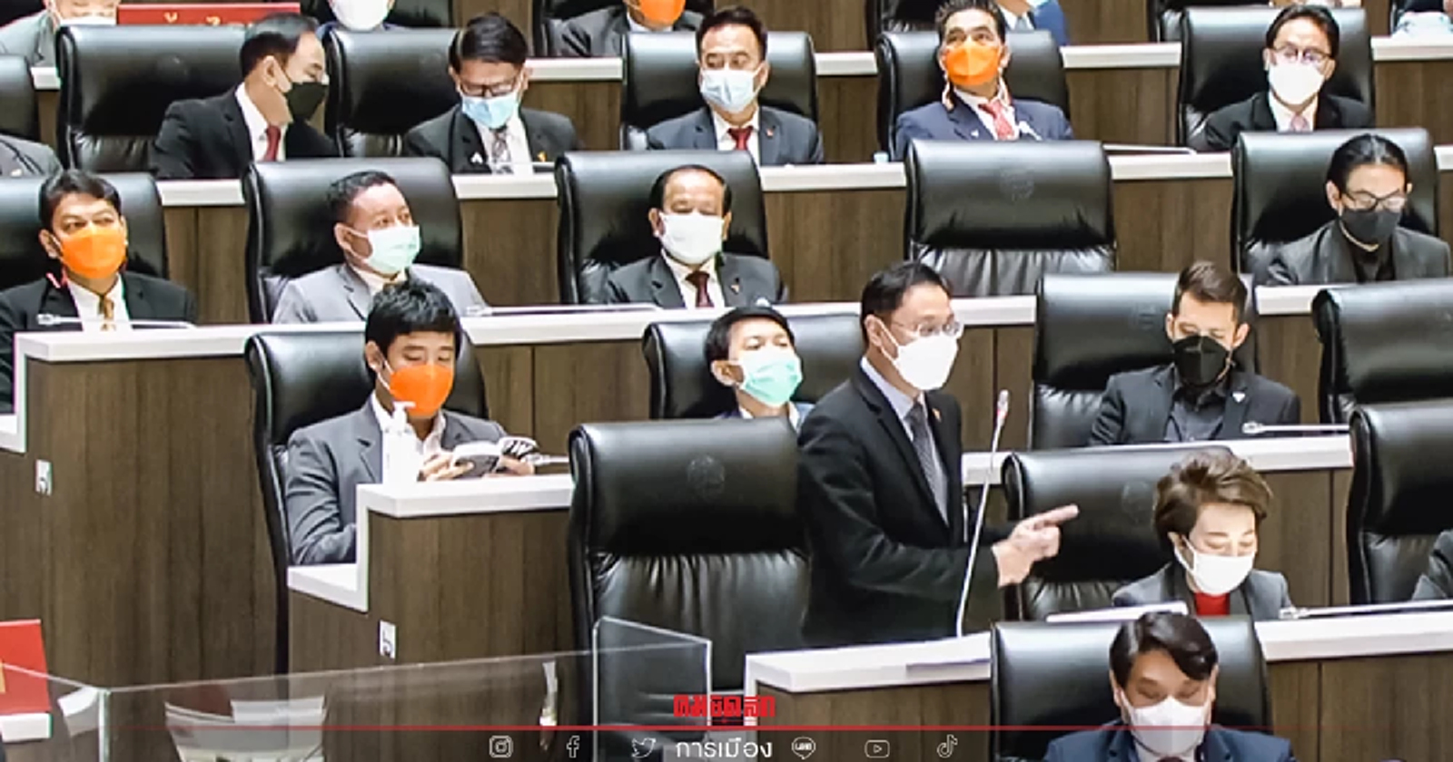 รัฐสภารับ "ร่าง พ.ร.ป.พรรคการเมือง" ฝ่ายรัฐบาล 3 ฉบับรวด -ตีตกร่างฝ่ายค้าน