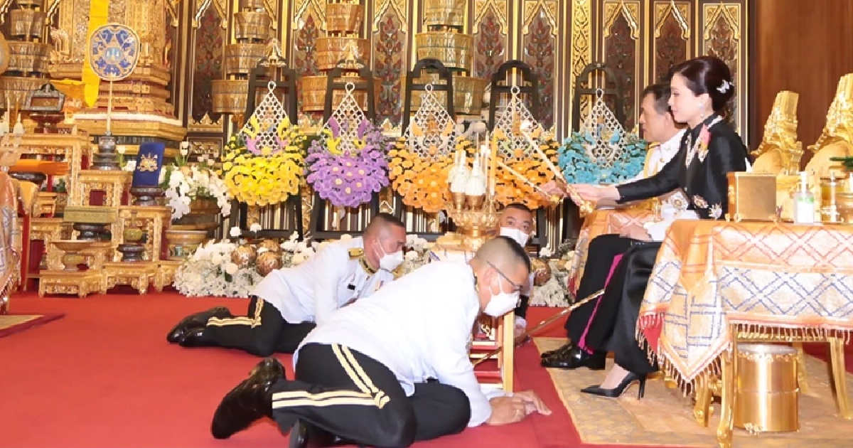 ในหลวง-พระราชินี ทรงบำเพ็ญพระราชกุศล 7 วัน พระราชทานศพ สมเด็จพระวันรัต