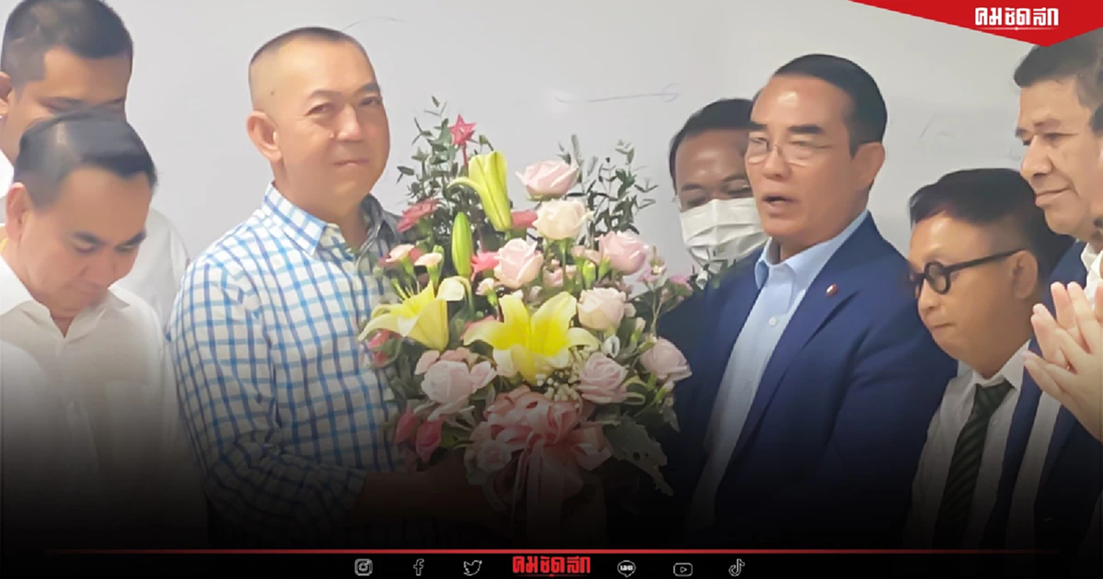 คนประชาธิปัตย์ ให้กำลังใจกัน ฝ่าฟันวิกฤติ "ย้ายพรรค"