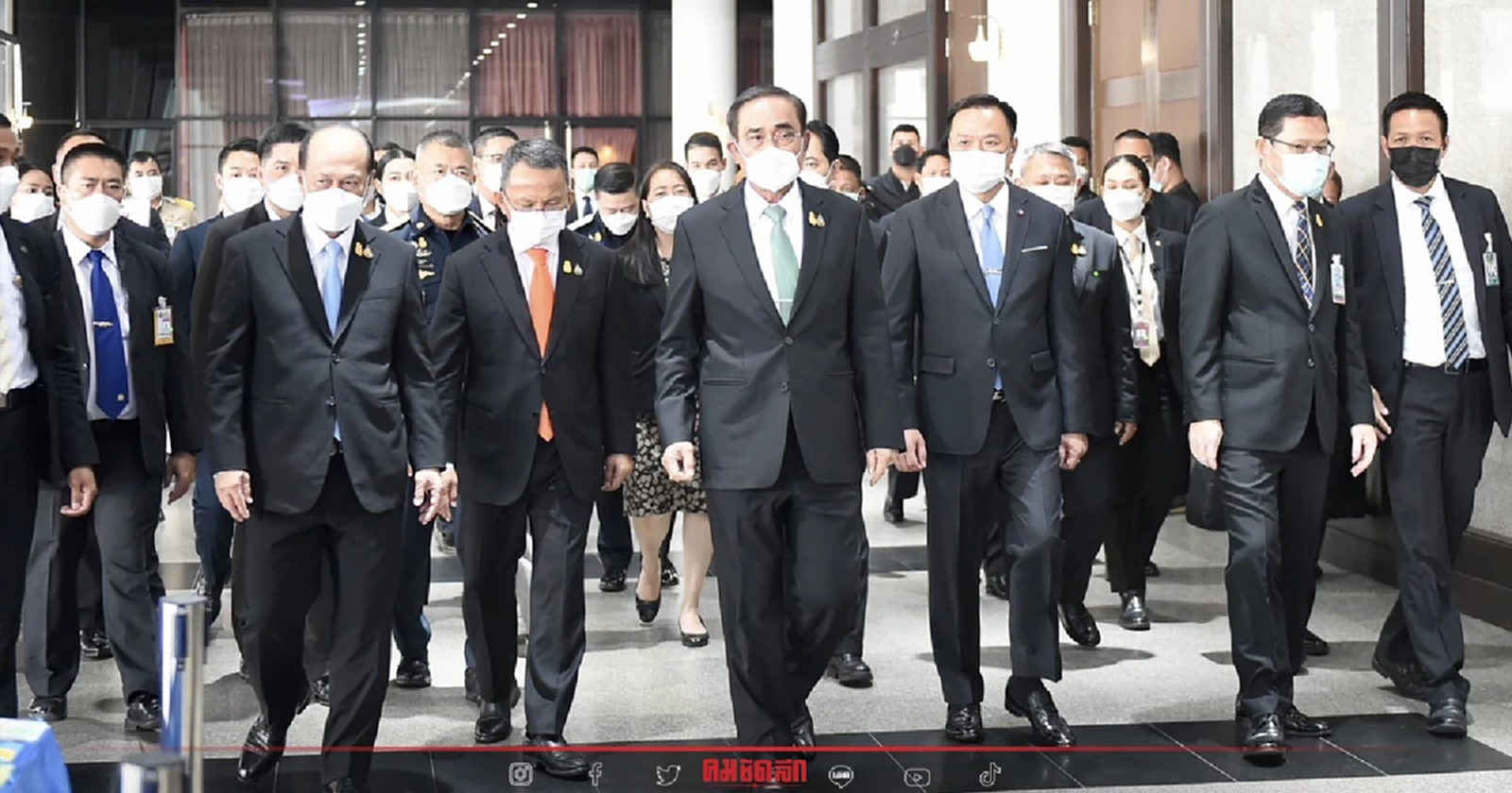 "3 รมว." ตบเท้า ขานรับนโยบาย "บิ๊กตู่" ปราบ "ยาเสพติด" ระยะเร่งด่วน