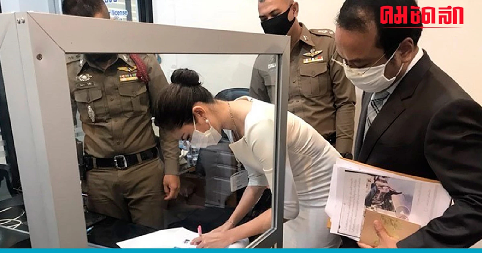 'ตั๊น จิตภัสร์' รับคําขอโทษเป็นคุก หลังศาลสั่งจำคุกคนหมิ่นทำลายป้าย สตช.