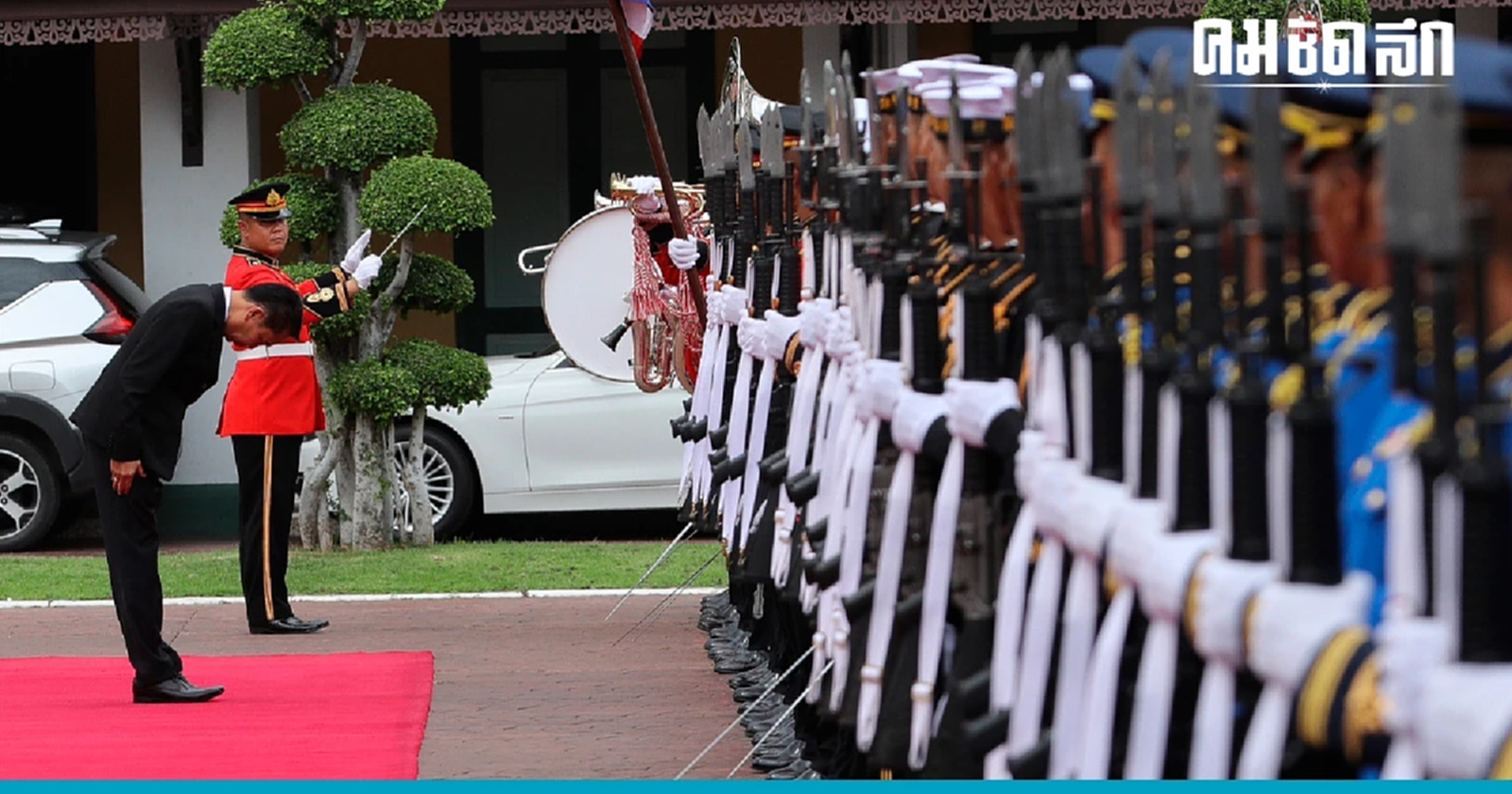 ‘สุทิน’ มากับพระ ถือฤกษ์ดีเลข 13-13-13 เข้าปฏิบัติหน้าที่ ‘รมว.กลาโหม’