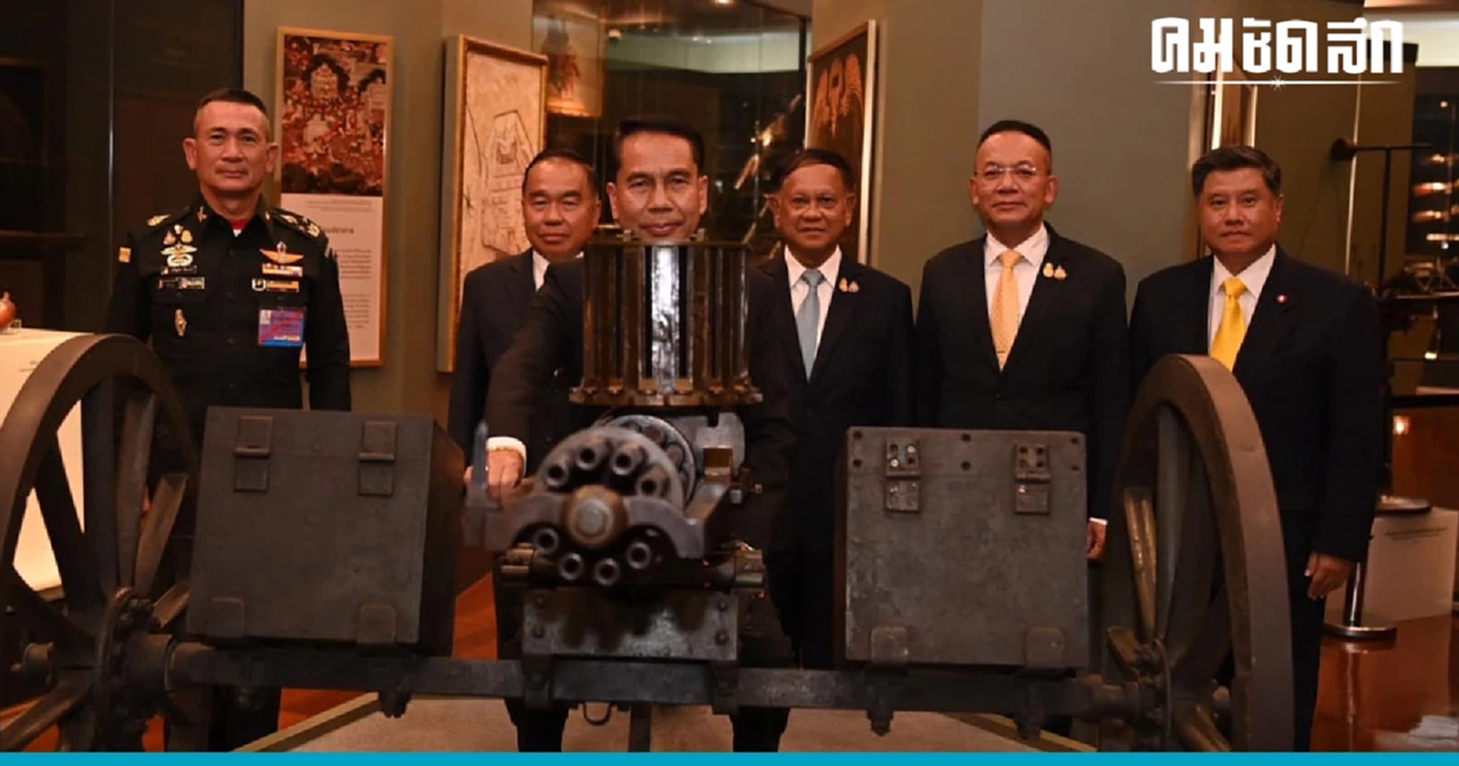 'กองทัพบก' แจงไวรัล 'สุทิน คลังแสง' นั่งบน 'ปืนใหญ่' แค่จุดถ่ายภาพ