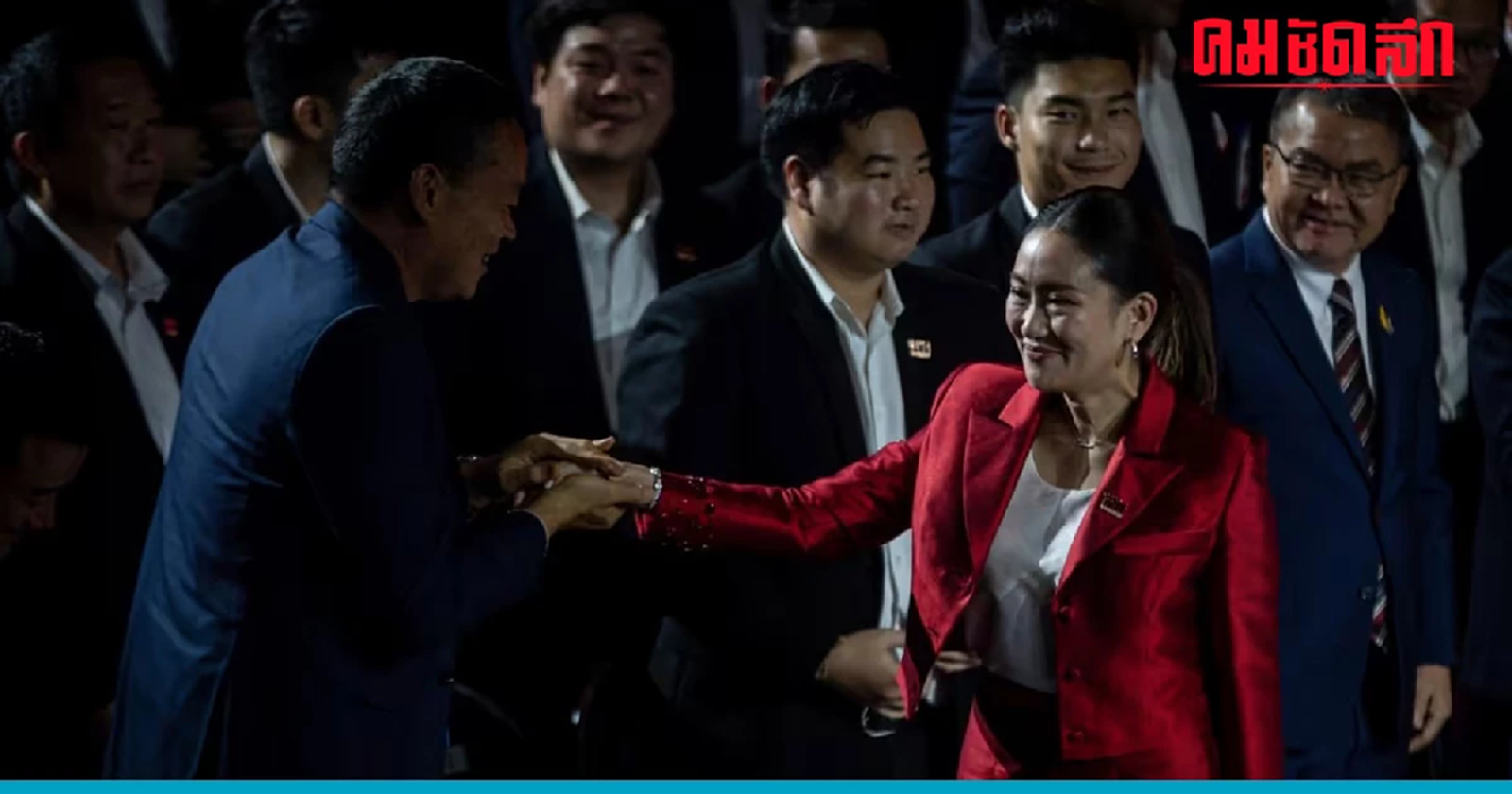 สายตรงทักษิณ ‘ภูมิธรรม’ เคลียร์ชัด ภาพ ‘นายกฯ’ จูบมือ ‘แพทองธาร ชินวัตร'