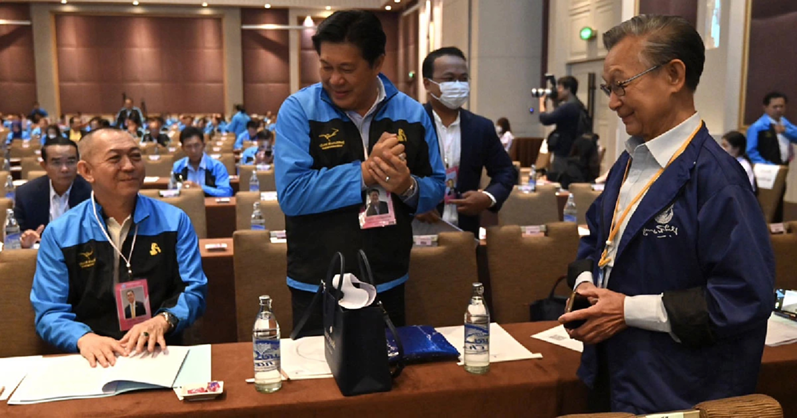 โฆษก ปชป.  การันตี 9 ธ.ค. มหากาพย์เลือก 'หัวหน้าพรรคประชาธิปัตย์' จบบริบูรณ์