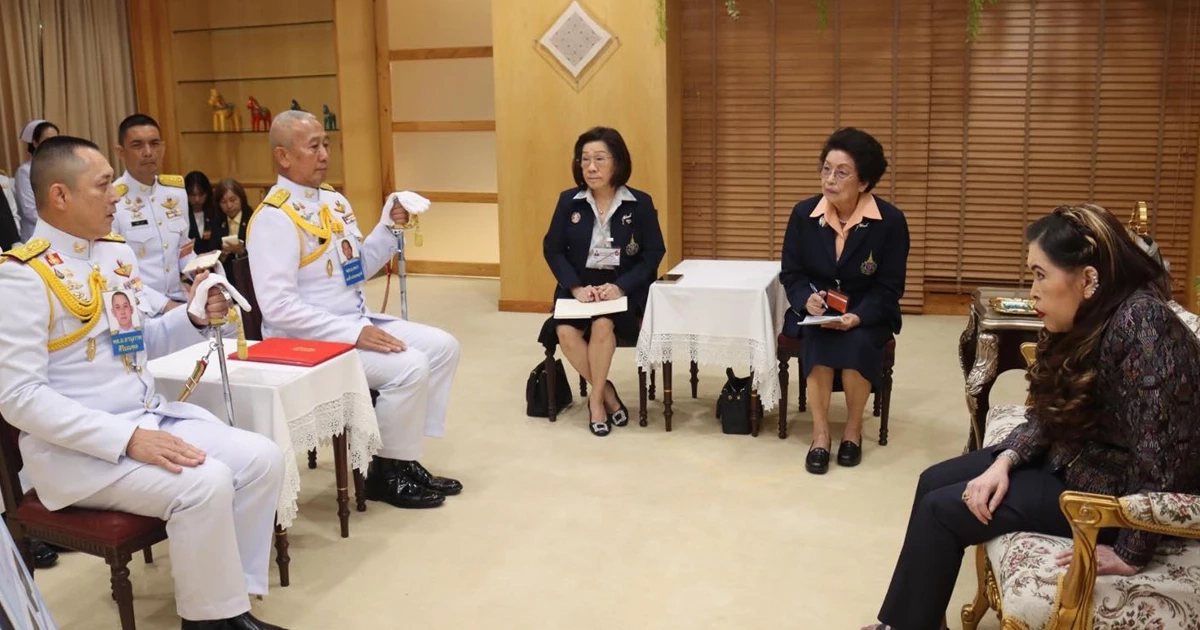 เจ้าฟ้าจุฬาภรณ์ฯ พระราชทานนโยบาย "กองทุนหทัยทิพย์" สร้างบังกอร์-รั้วชายแดน เจ้าฟ้าจุฬาภรณ์ฯ พระราชทานนโยบาย "กองทุนหทัยทิพย์" สร้างบังกอร์-รั้วชายแดน