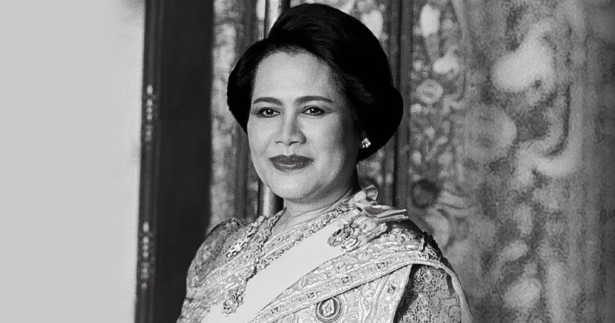 เปิดที่มาพระฉายาลักษณ์ 'สมเด็จพระพันปีหลวง' ที่ประดิษฐานเบื้องหน้าพระโกศทองใหญ่ทรงพระบรมศพ เปิดที่มาพระฉายาลักษณ์ 'สมเด็จพระพันปีหลวง' ที่ประดิษฐานเบื้องหน้าพระโกศทองใหญ่ทรงพระบรมศพ