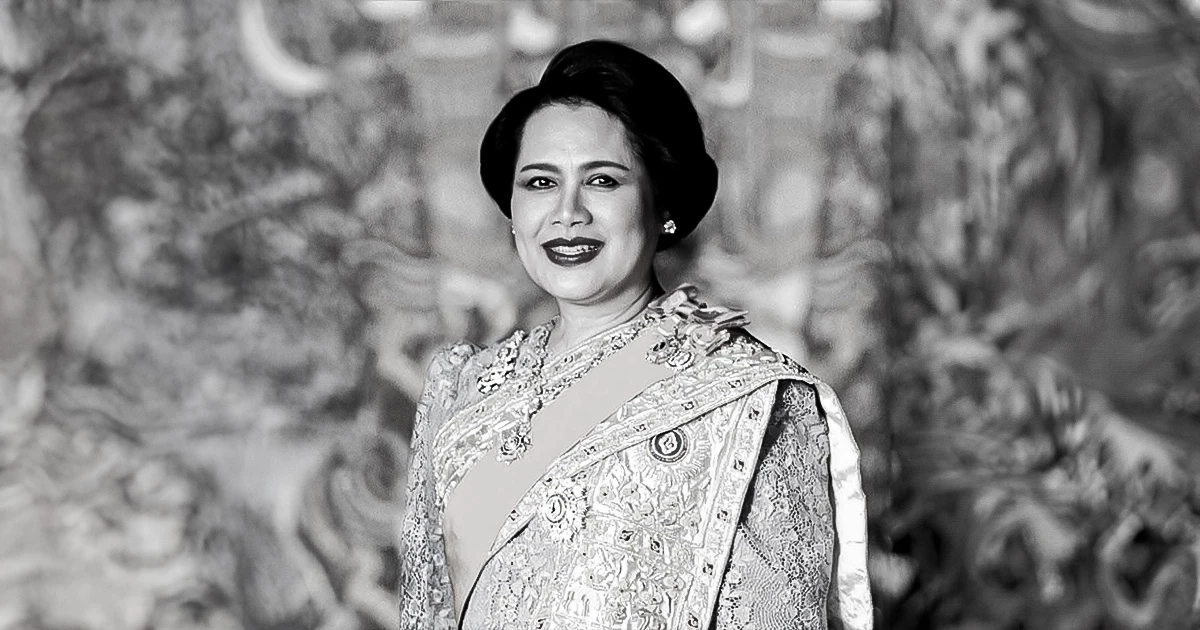 พระราชประวัติ สมเด็จพระนางเจ้าสิริกิติ์ พระบรมราชินีนาถ พระบรมราชชนนีพันปีหลวง