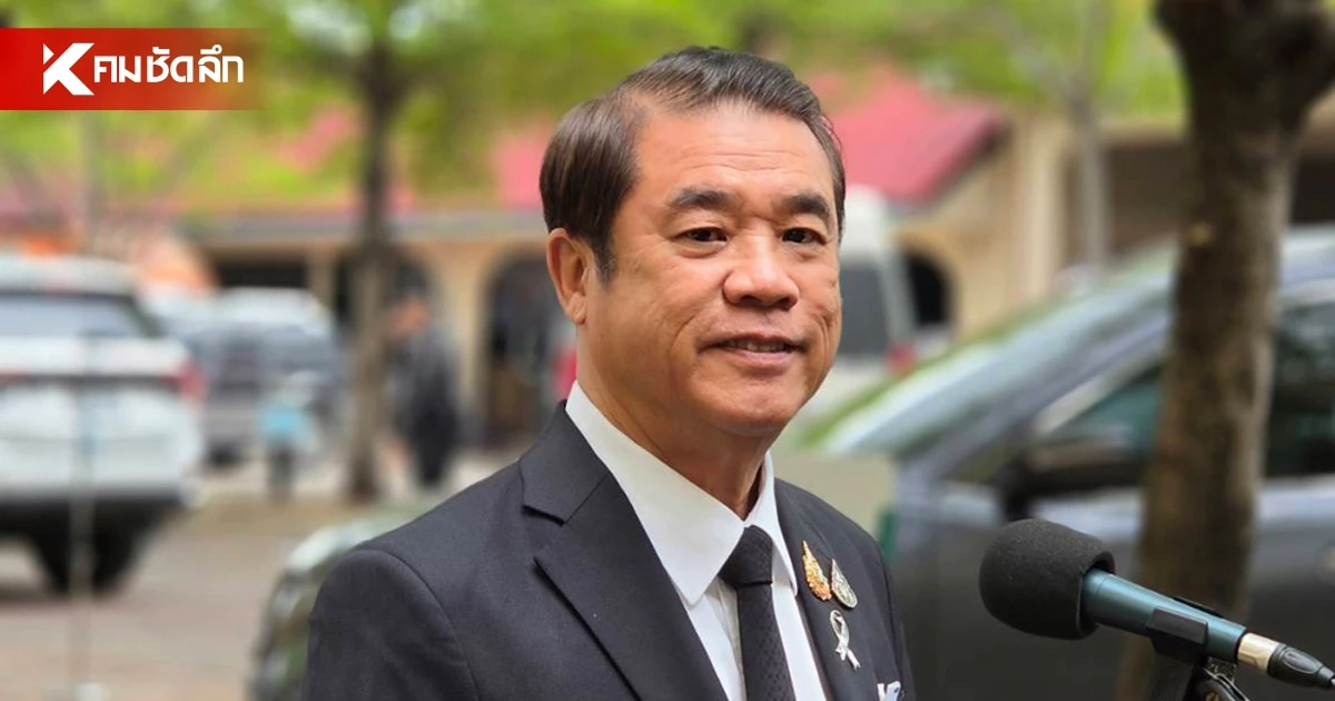 "สุริยะ" ยัน 8 พันล้านคุ้มเว่อร์! เปลี่ยนรถเกี่ยวข้าวเป็น EV คันละ 16 ล้าน "สุริยะ" ยัน 8 พันล้านคุ้มเว่อร์! เปลี่ยนรถเกี่ยวข้าวเป็น EV คันละ 16 ล้าน