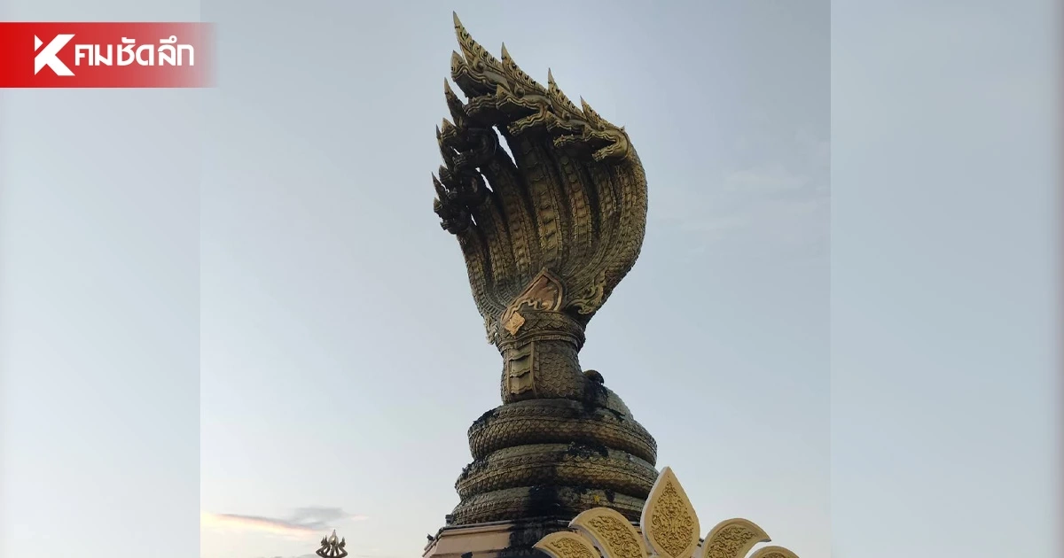 สามเณร ทำพิธีขอขมา องค์ปู่พญาศรีสัตตนาคราช หลังจุดพลุถวาย จนเพลิงไหม้